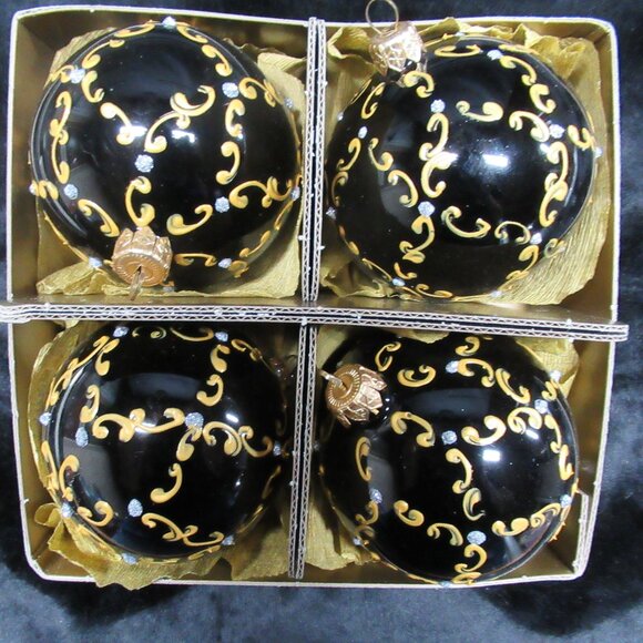 Dagmara 4 pc. Black and Gold Hand Decorated Glass Baubles Ornaments - Picture 2 of 6
